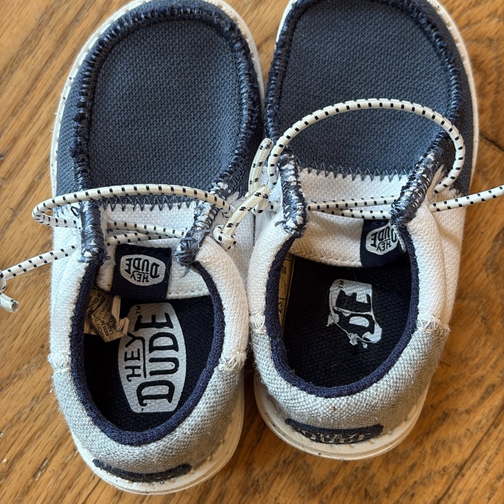 Hey Dude Kids Moccasins in Navy and White